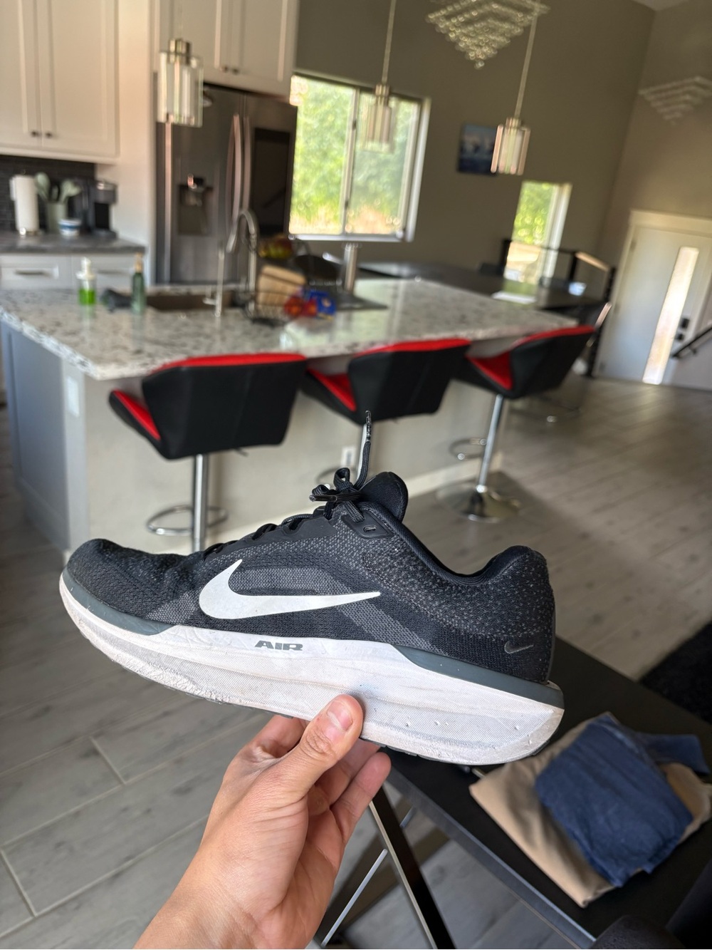 NIKE WINFLO 11 RUNNING SHOES BLACK/WHITE M9